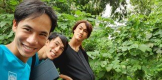 1977 Vlog gom hết chuyện tốt xấu trên mạng, cà khịa cực gắt cô gái mút trộm bánh kem ầm ĩ TikTok