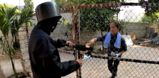 Bà Tân Vlog bị “ăn xin mặt đen” tới nhà xin tiền, cái kết khiến cộng đồng mạng phẫn nộ