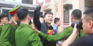 Cần một cuộc chấn hưng để loại bỏ những “thần tượng” như Khá Bảnh