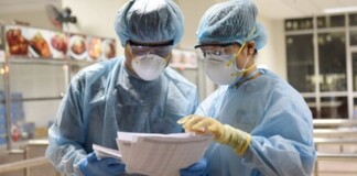 Chiều 30/4, thêm 14 ca mắc COVID-19 mới, trong đó có 4 ca cộng đồng tại Hà Nội và Hà Nam