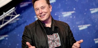 Elon Musk chính thức trở thành người giàu nhất Trái Đất