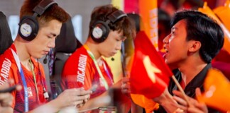 Hai đại diện Free Fire Việt Nam quyết tâm thay đổi thứ hạng sau ngày thi đấu đầu tiên, fan tích cực “truyền nhiệt”!