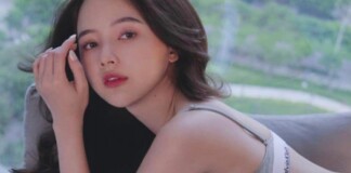 Hot girl ảnh thẻ xinh như búp bê, khoe vóc dáng U30 đầy cuốn hút