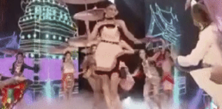 “Hot girl trứng rán” Trần Thanh Tâm và những lần té sõng soài trên sàn catwalk