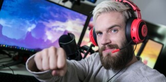 Kiếm gần 400 tỷ mỗi năm, Pewdiepie vẫn đứng ở top 9/10 các Youtuber thu nhập cao nhất, thua cả cậu bé 7 tuổi