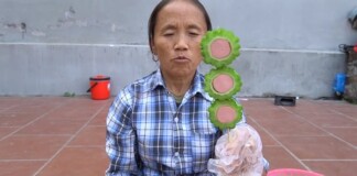 Làm món mướp đắng trộn xúc xích, bà Tân Vlog gây tranh cãi khi các cháu ăn tới “nhăn mặt” nhưng vẫn khen ngon