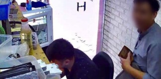 Nam thanh niên giả vờ mang điện thoại đi sửa rồi “nhảy” luôn iPhone của chủ quán, nạn nhân cay cú “Quay lại tao cho thêm sạc chính hãng”