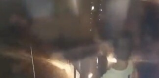 Nghịch ngợm, đi tiểu trong thang máy, cậu nhóc 10 tuổi gây chập mạch, hỏa hoạn dữ dội khiến CĐM xôn xao