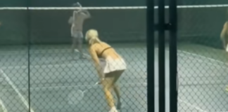 “Outfit” hở đến 75%, cô gái kéo drama về với bộ môn cầu lông