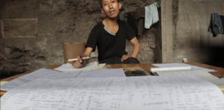 Sống dưới gầm cầu 10 năm để quyết tâm tìm ra công thức “thao túng” xổ số, người đàn ông khiến CĐM sốc nặng