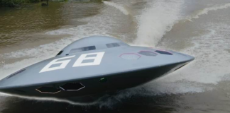 “Thánh chế” triệu sub làm đĩa bay đời thực, đập hộp nút vàng cực ngầu!