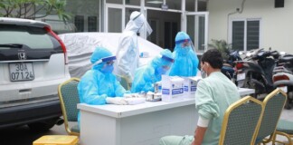 Thêm 2 ca mắc Covid-19 mới, trong đó có 1 nữ sinh ở Mê Linh: Ca nhiễm 243 từng đến nhà bệnh nhân này chơi, nói chuyện