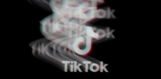TikTok bị tố sử dụng thuật toán bí mật khiến người dùng nghiện quá mức