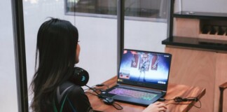 Top 10 tựa game thú vị hơn bội phần khi chơi laptop