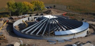 Tránh Covid-19, giới tỷ phú đổ xô đi mua căn hộ trú ẩn triệu đô trong lòng đất, được cải tạo từ hầm tên lửa hạt nhân