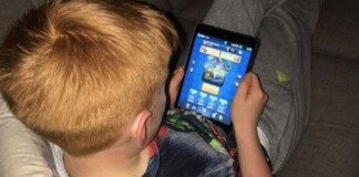 Tuổi trẻ tài cao, game thủ nhí xin bố 150k nạp game rồi sau quyết định “chơi lớn” đốt hơn 150 triệu để cầm top server