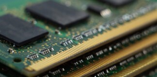 Vì sao giá RAM lại lên xuống thất thường như tâm trạng của con gái? Đây sẽ là câu trả lời