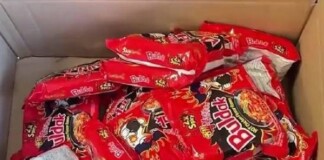 Ăn mì cay đến mức thủng dạ dày, nữ streamer “ăn vạ” nhà sản xuất, đòi bồi thường triệu đô