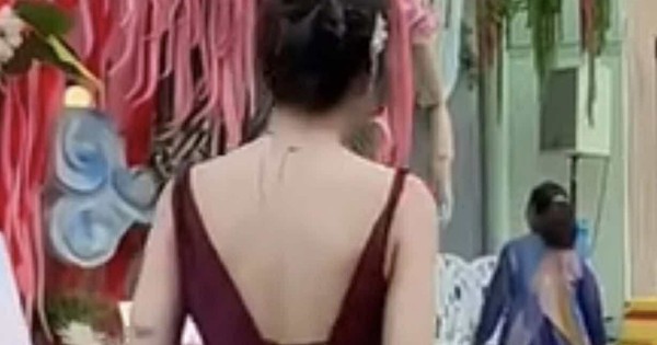 Diện váy ngắn, đầm hở lưng, thợ make-up gây xôn xao, bị cho là cố tình “tranh spotlight”_68e116822511f.jpeg