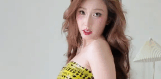 Mỹ nhân trend “băng keo” đăng tải bộ hình bikini nóng hơn thời tiết